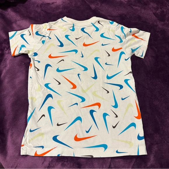 Nike T-Shirt youth Medium - Picture 3 of 3